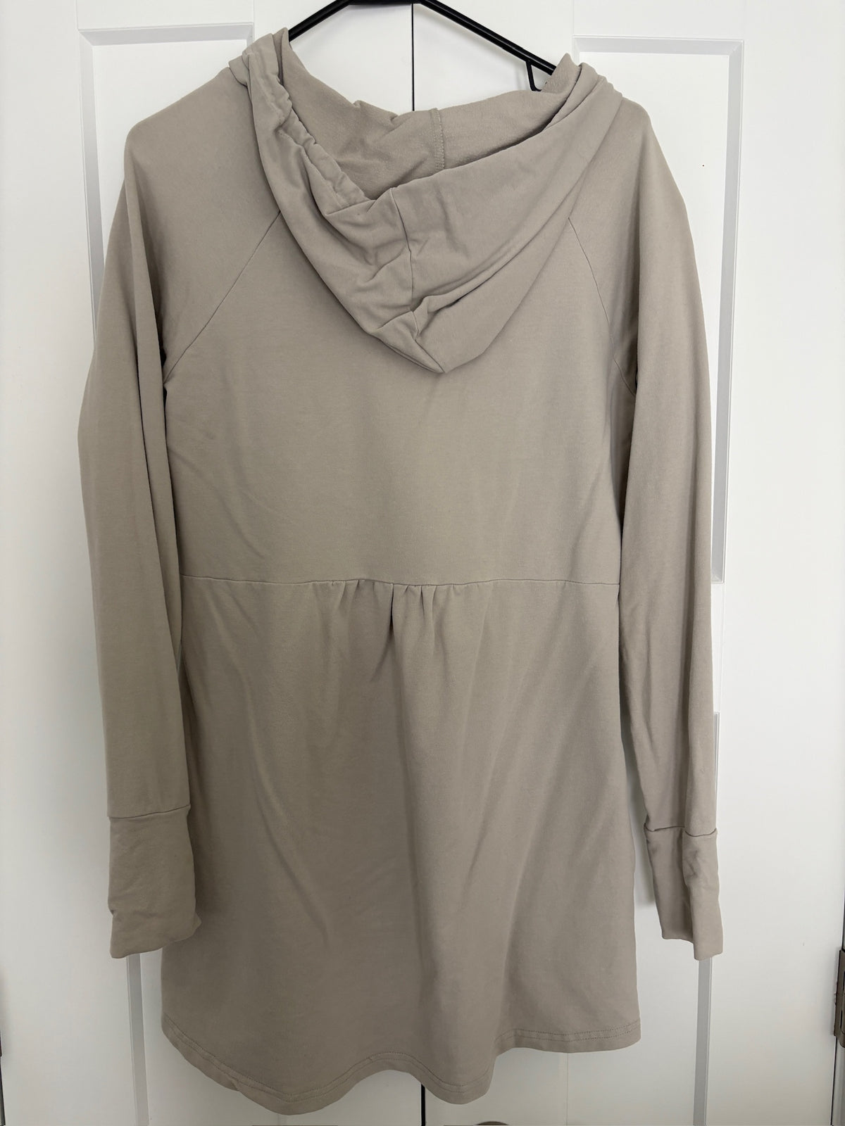 Seller #105 - Women's Small Gray Latched Mama Nursing Petal Hoodie GUC