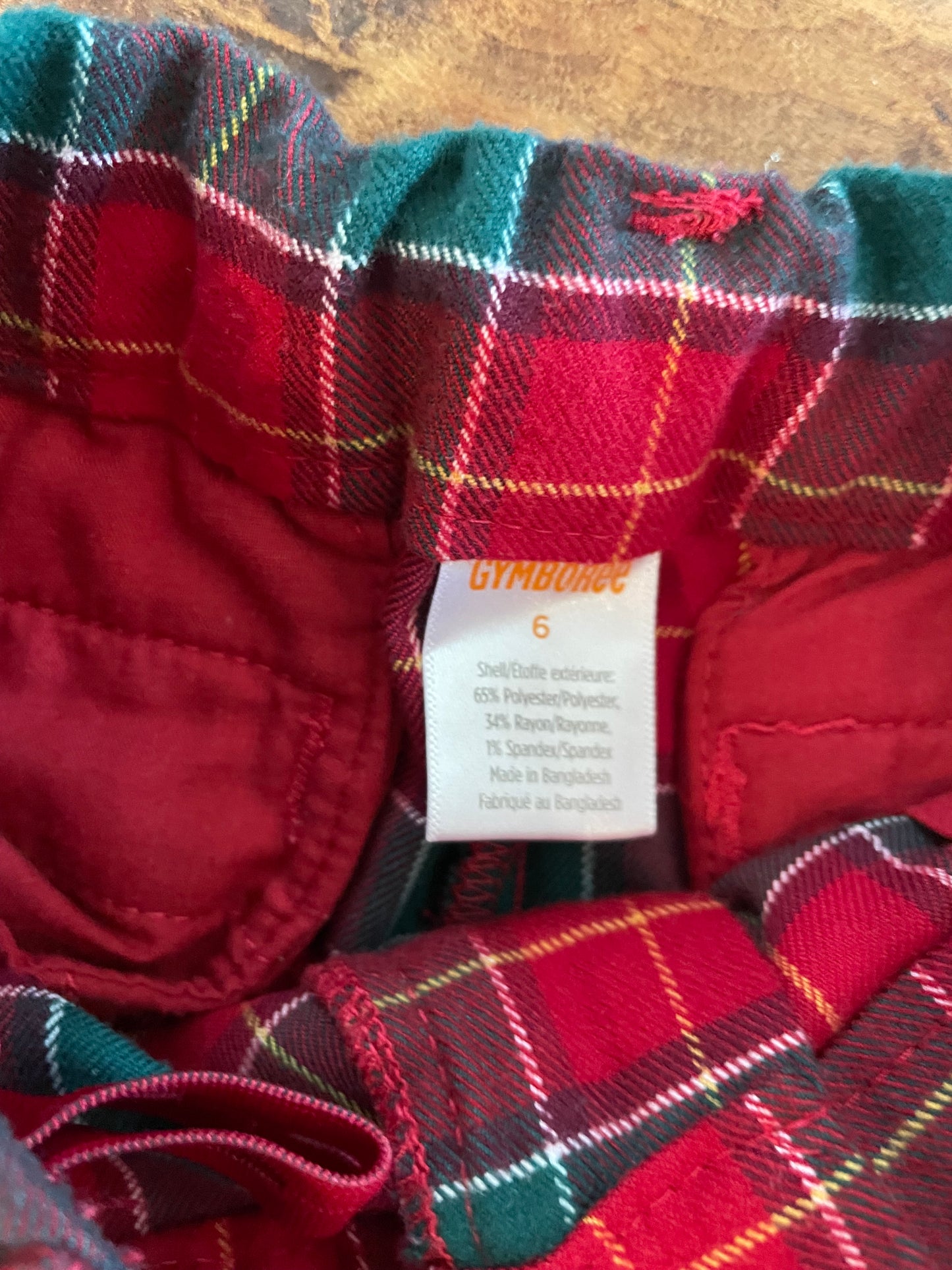 #199 Boys holiday plaid pants size 6 NWOT