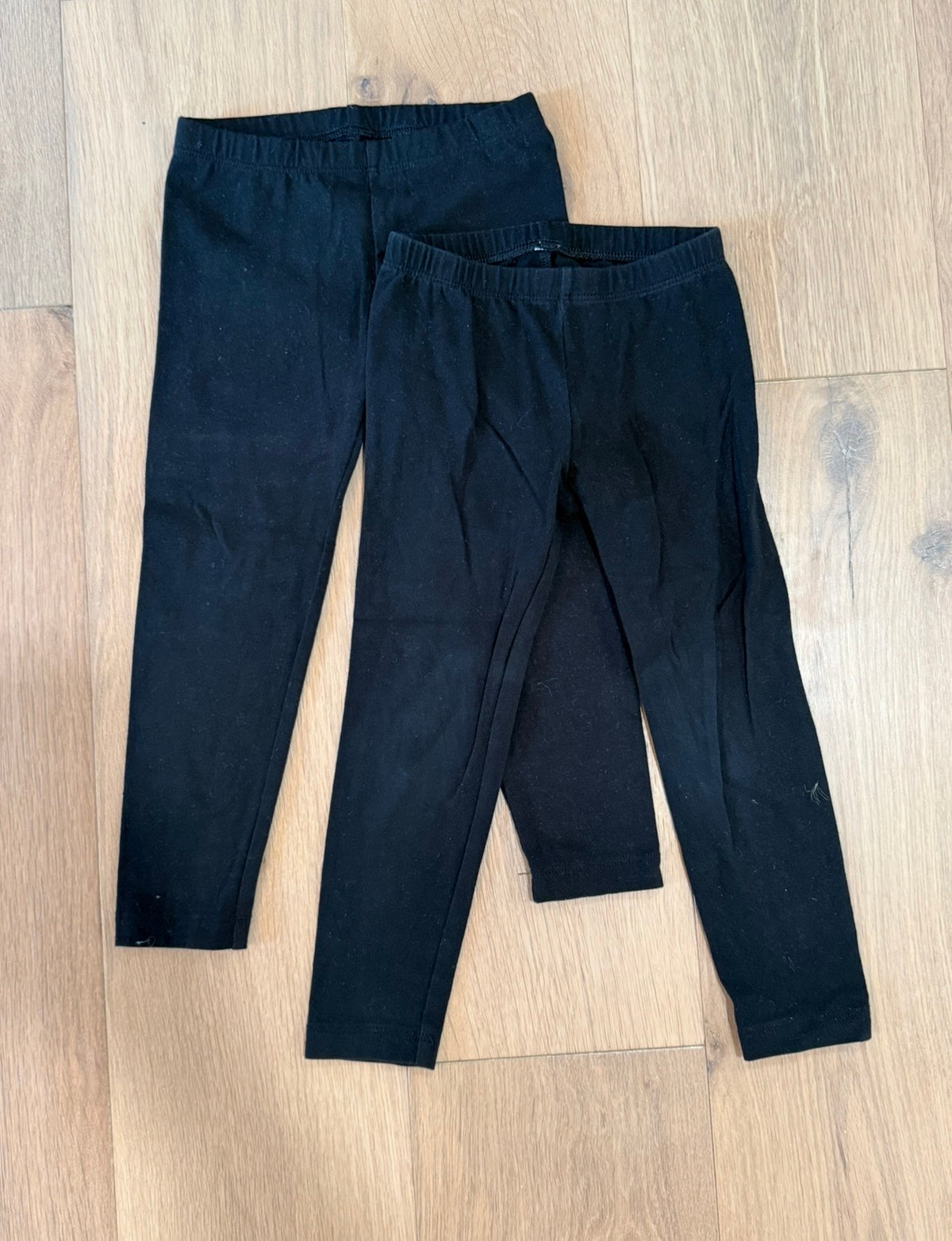 #21 • Girls • Old Navy • 3T • VGUC