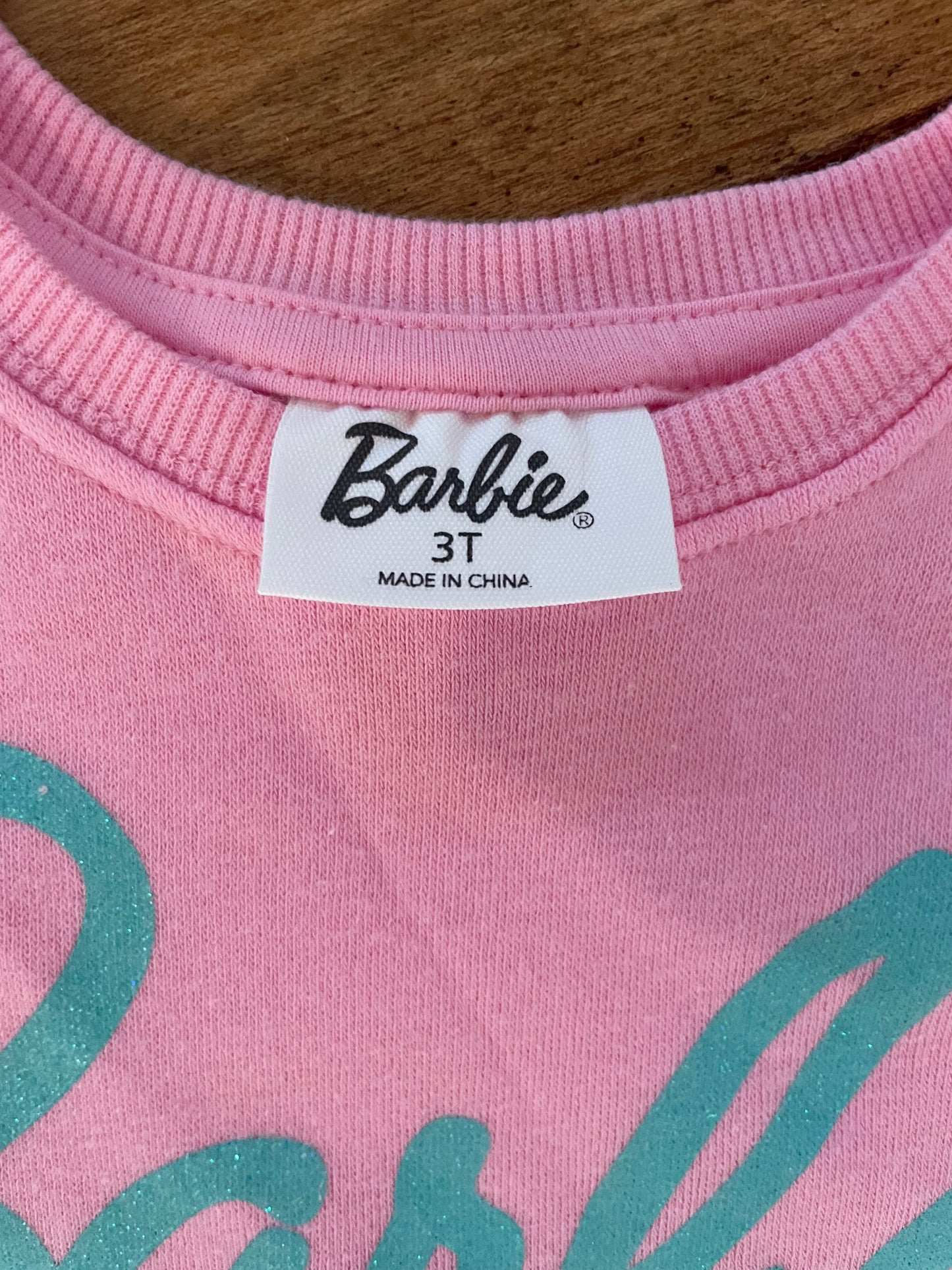#199 Girls Barbie sweatshirt cropped size 3 NWOT