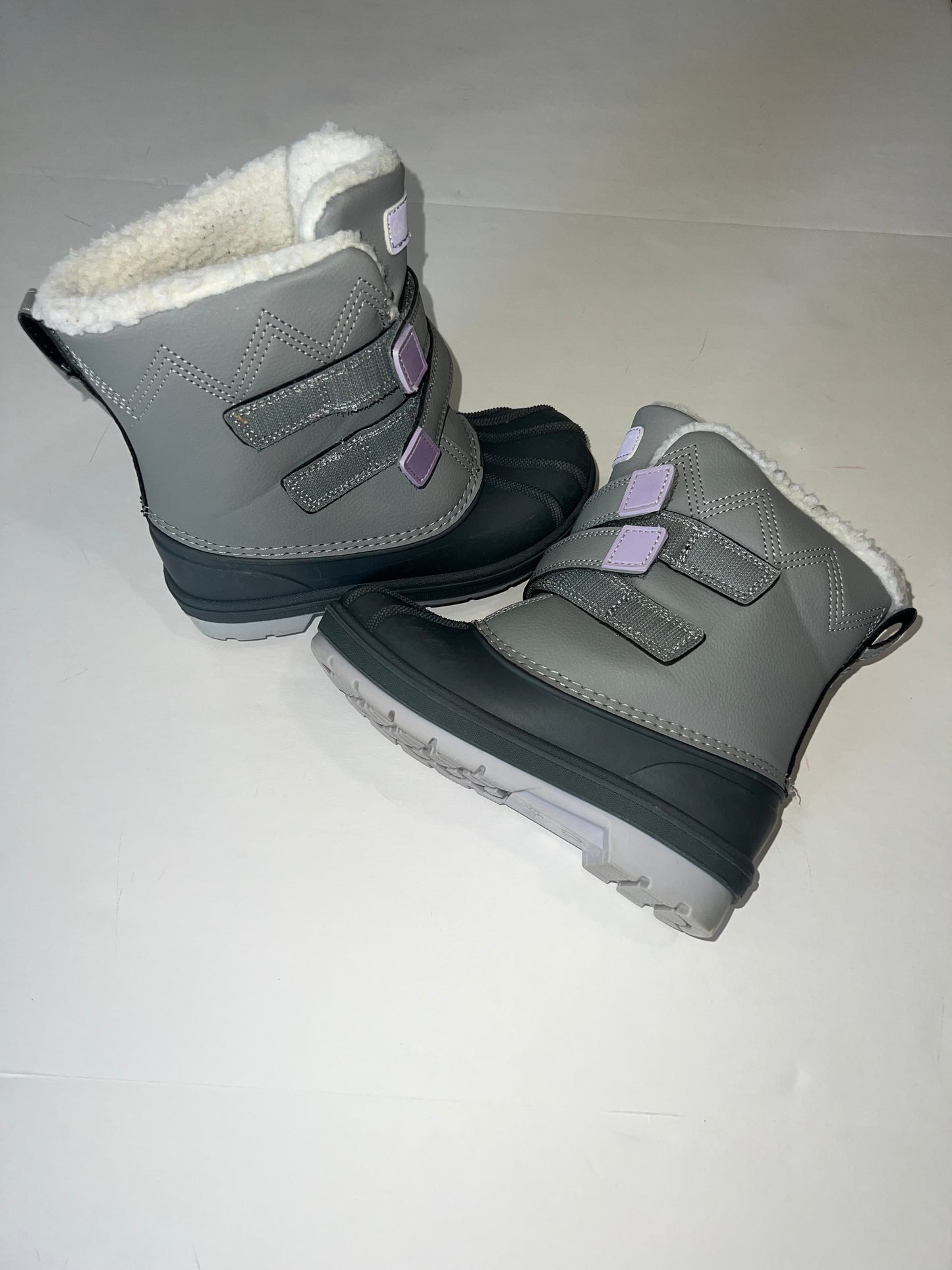 #78 girls size 12 cat and jack snow boots