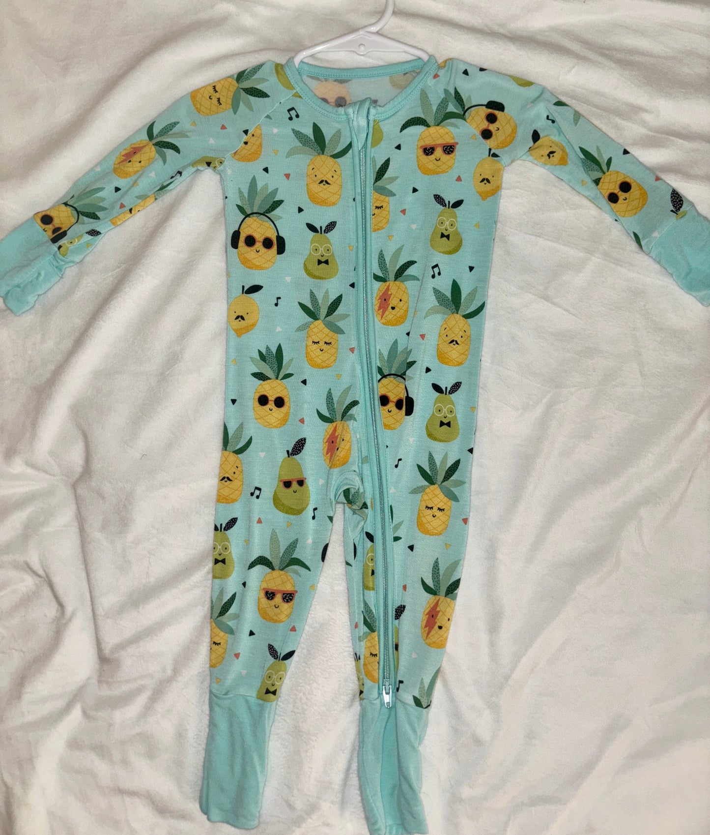 #84 *REDUCED* Little Sleepies 3-6m Zippy-Pineapple Jams