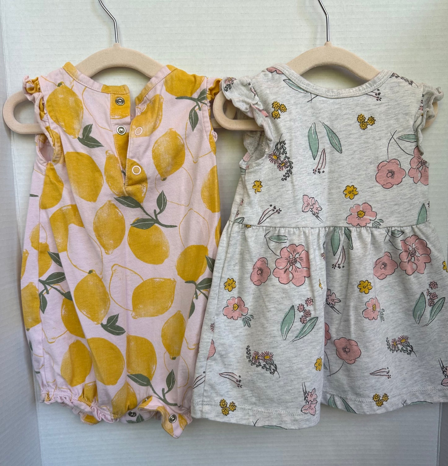 #146 Carter’s Dress & Romper Set Girls 6M