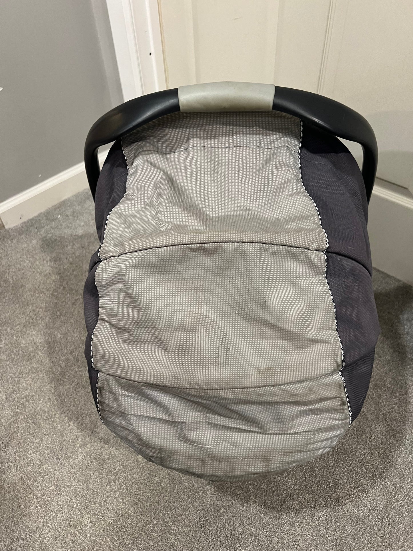 #78 chicco keyfit 30 infant seat and base