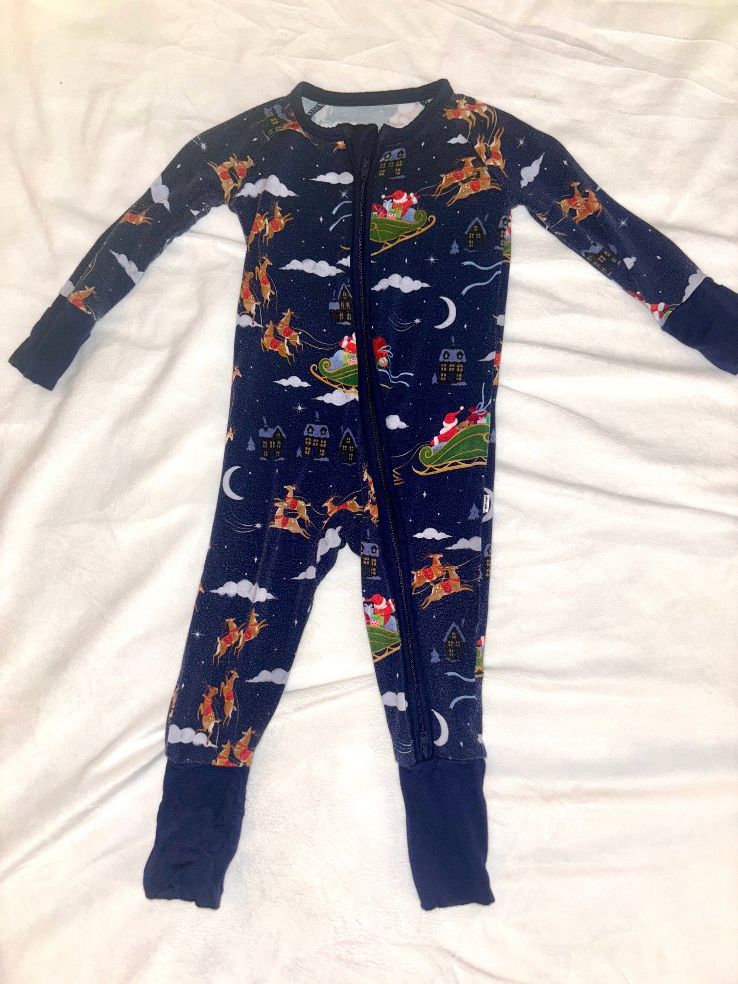 #84 *REDUCED* Little Sleepies 3-6m Zippy- Santa's Sleigh
