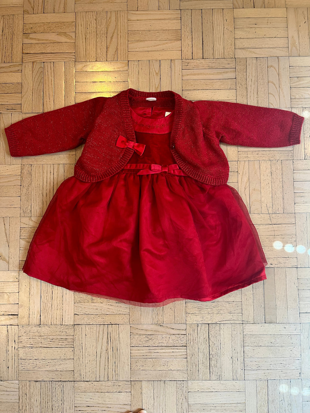 #195 EUC Girls 12 month red Christmas holiday dress with matching sweater