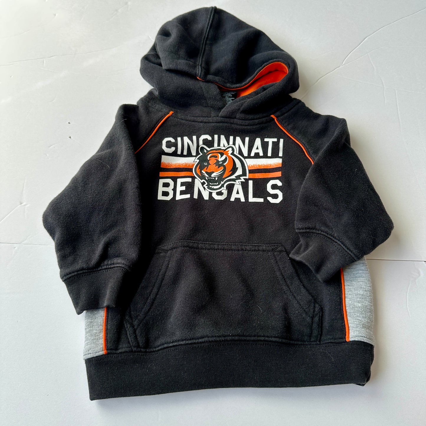 #162 Bengals Hoodie 18M