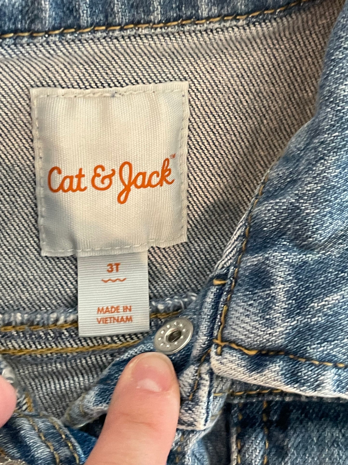 #199 Girls Cat and Jack denim shirt with daisies size 3 NWT