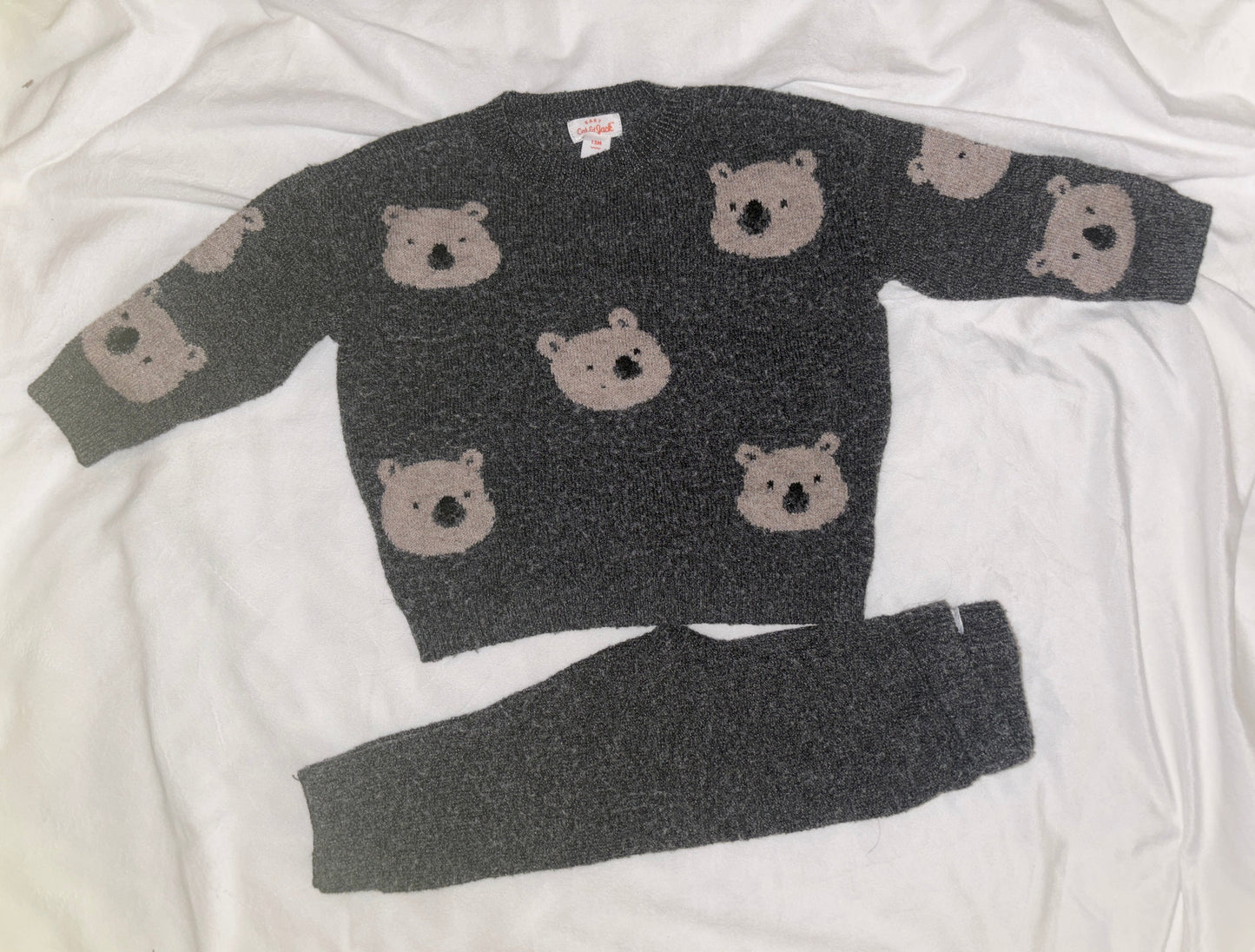 #84 *REDUCED* Cat & Jack 12m Outfit (note description)