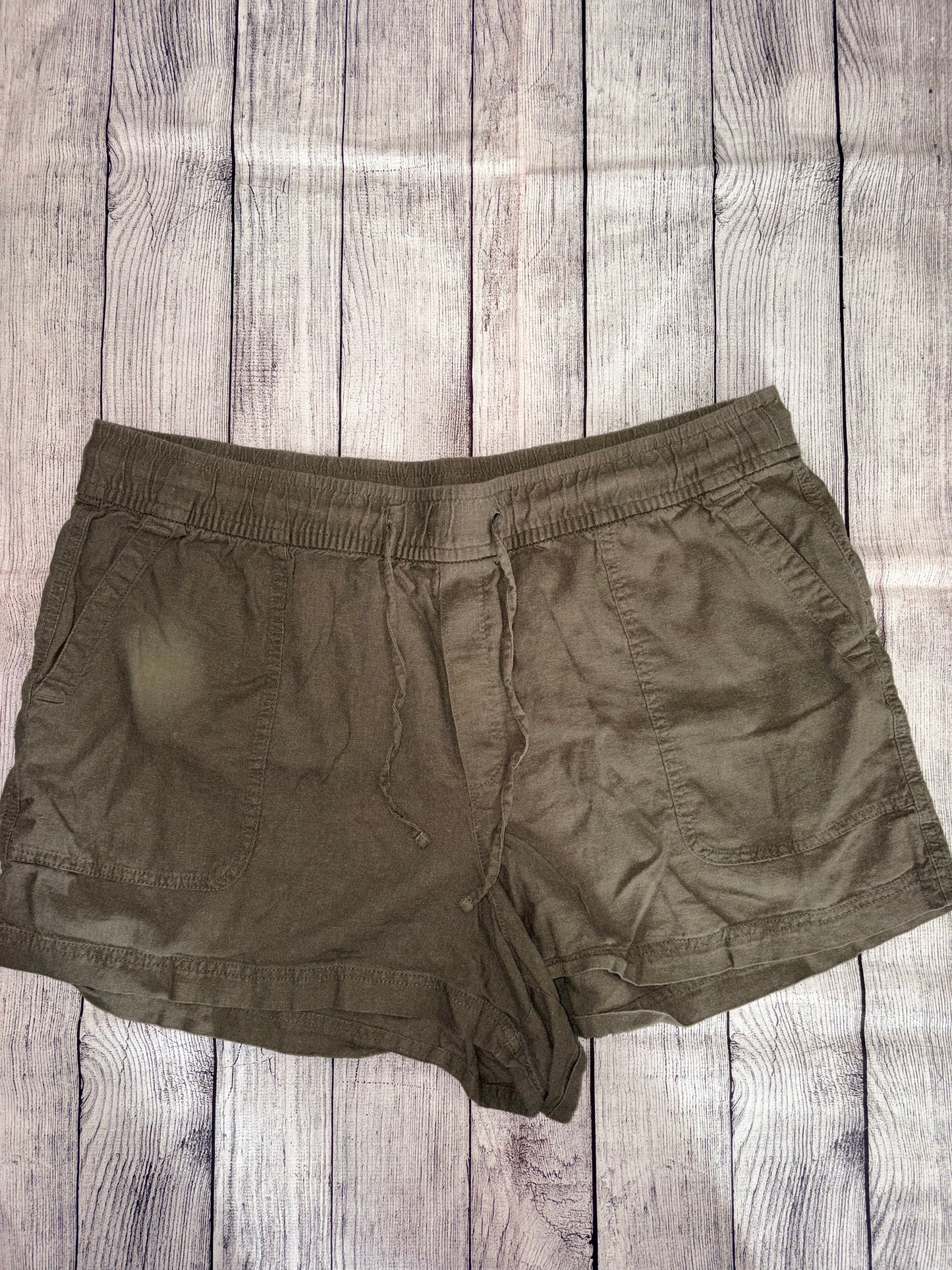 Seller 122 Gap XLarge Women’s linen Shorts