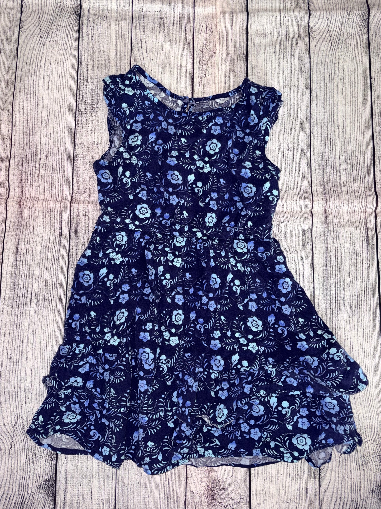Seller 122 Disney Girl’s size 6 youth Dress