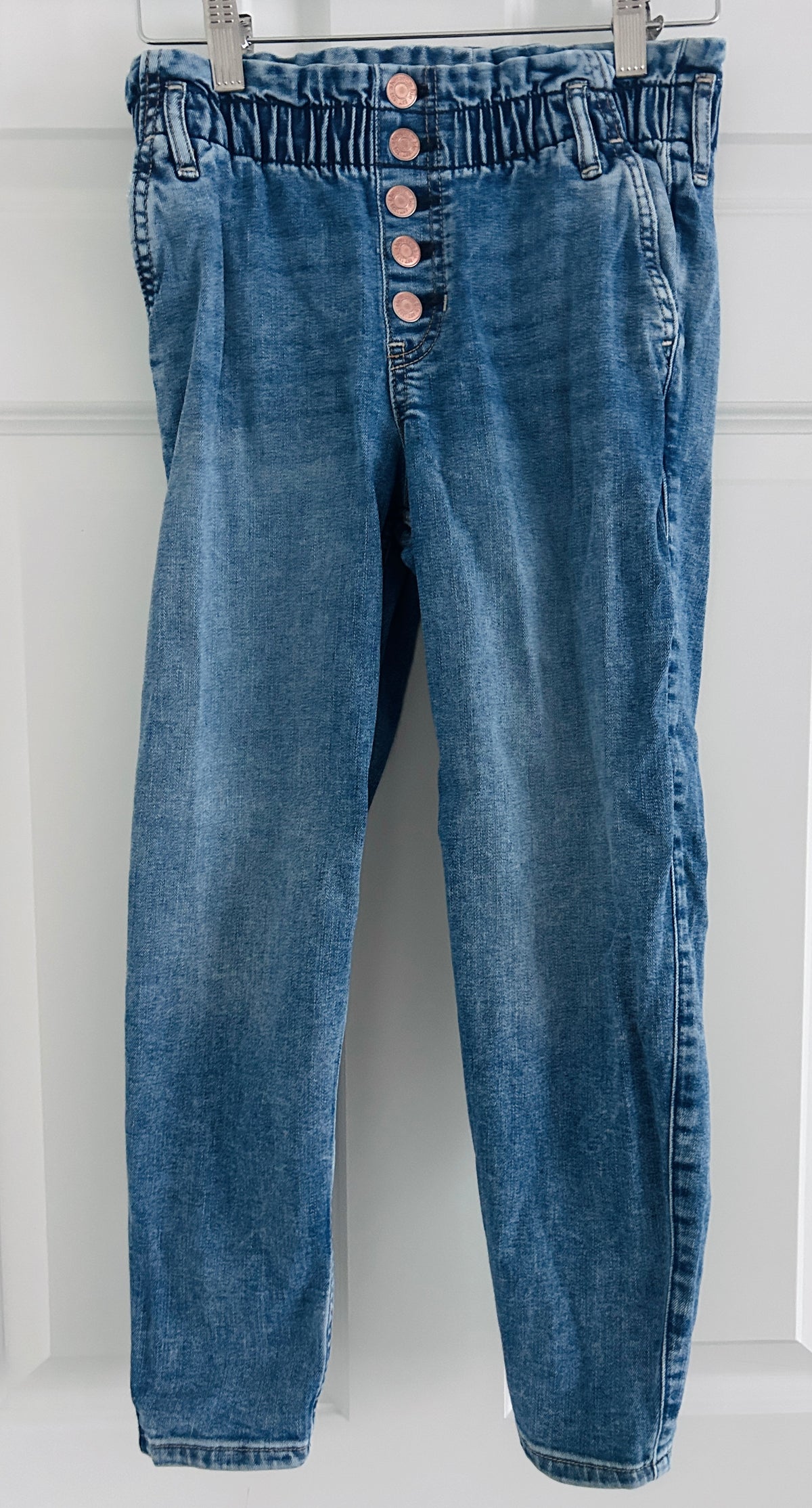 #15 Abercrombie 9/10 “High-Rise Mini Mom Jeans”