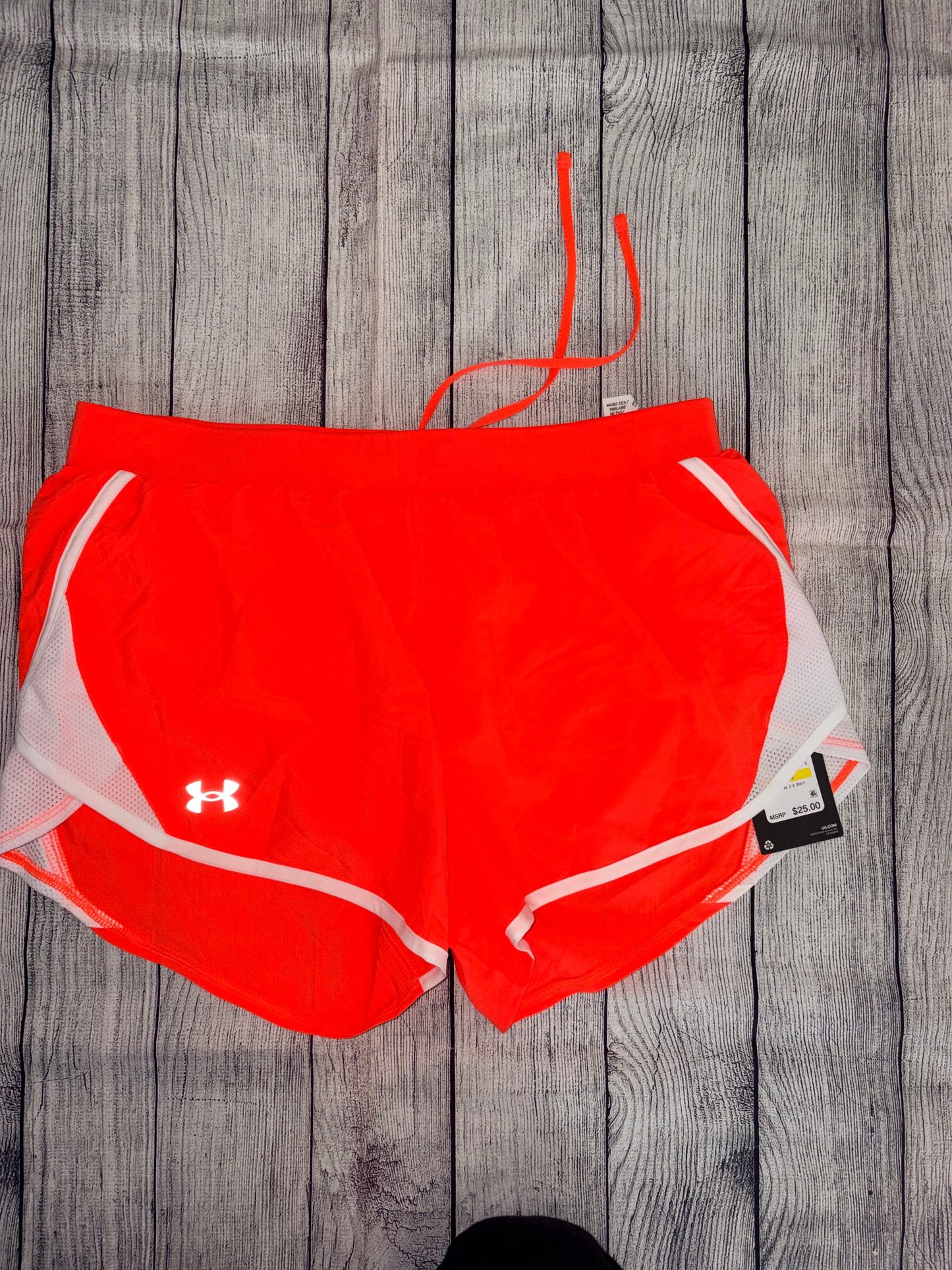 Seller 122 New Under Armour Women’s Medium Running Shorts