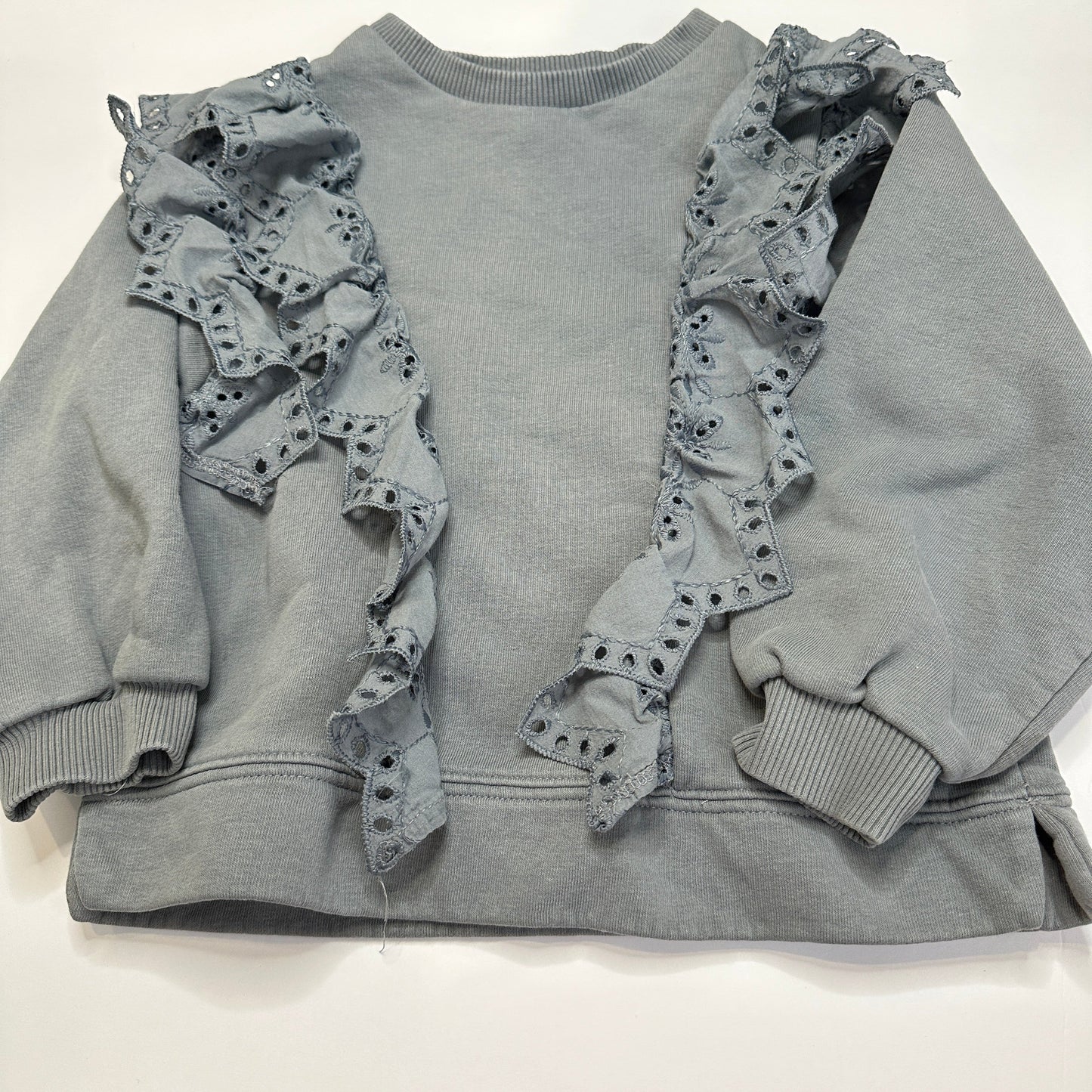 #162 Zara Gray Blue Ruffle sweatshirt 4