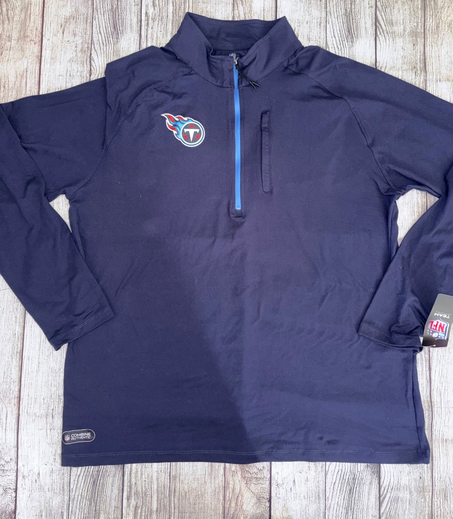 Seller 122 New NFL Titans Men’s XL 1/4 Zip