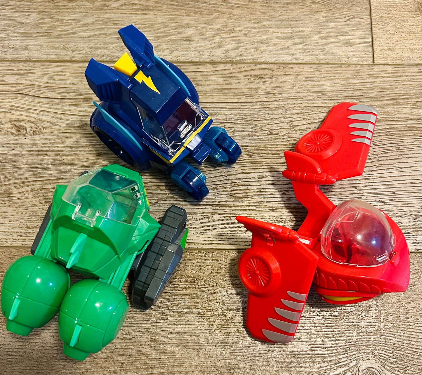 #15 PJ Masks 3-in-1 Combiner Jet (no figures)