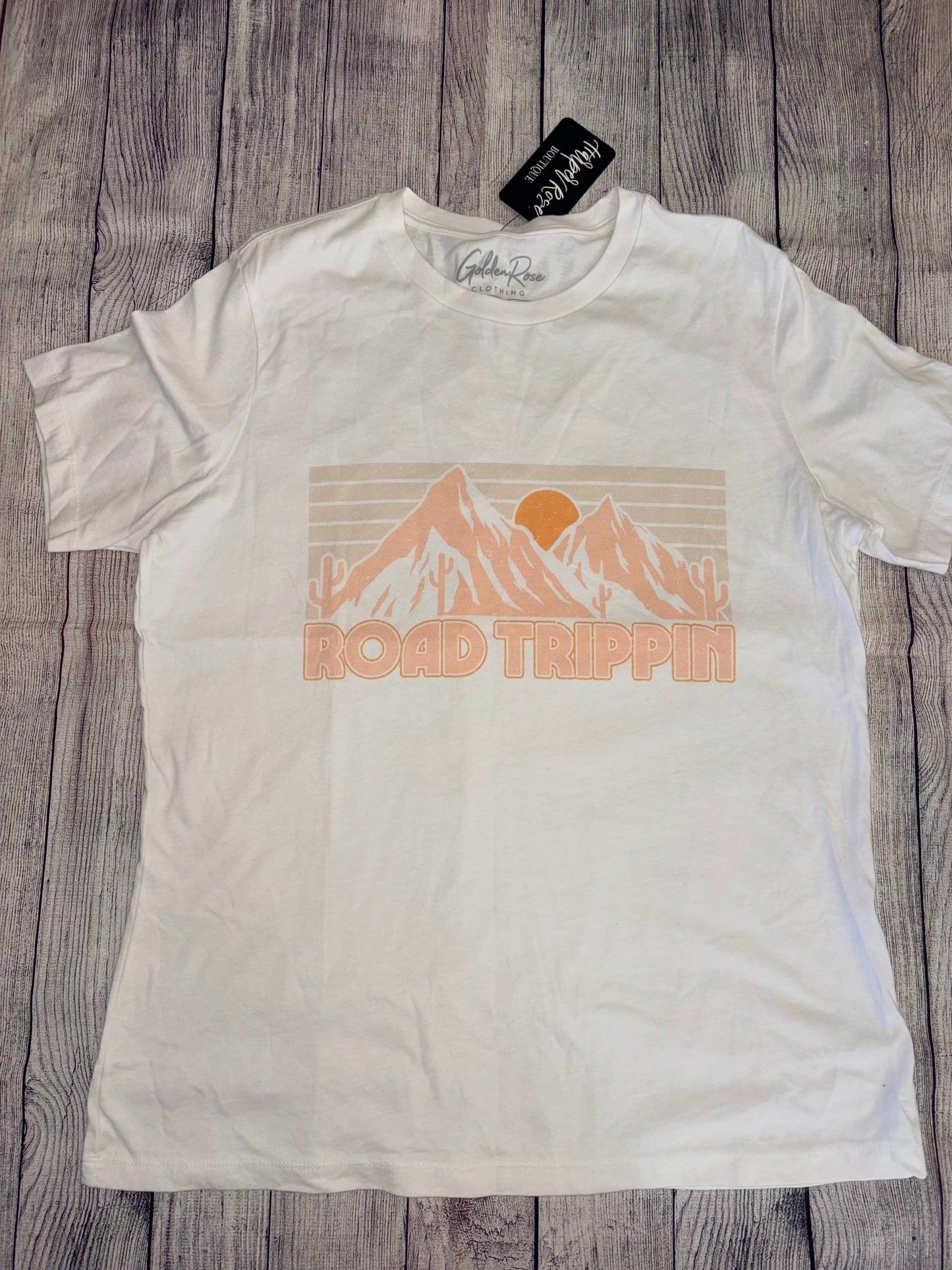 Seller 122 New Golden Rose “Road Trippin” size Large Women’s