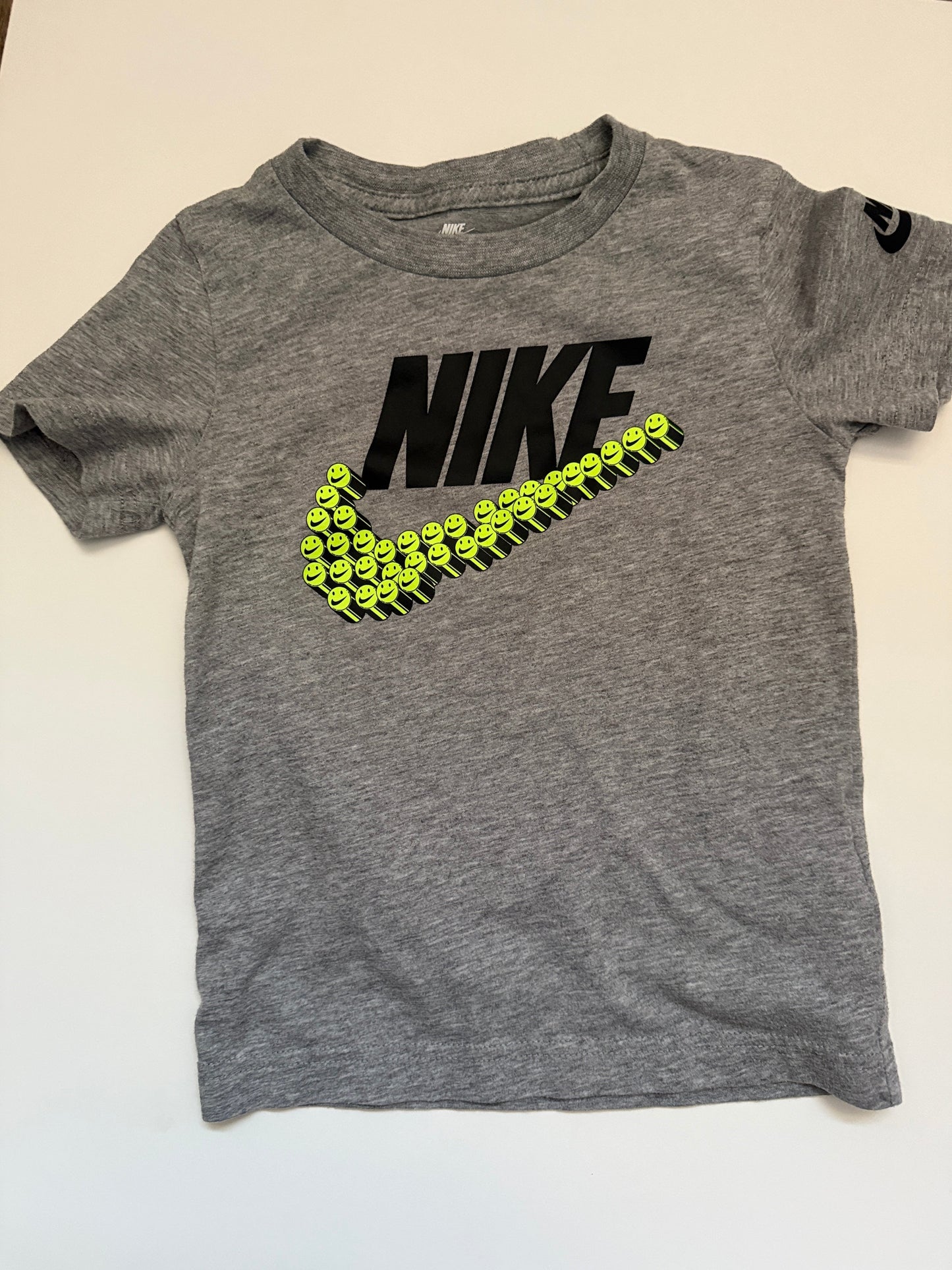 Seller #70 boys 4t Nike Tshirt (2 of 2)