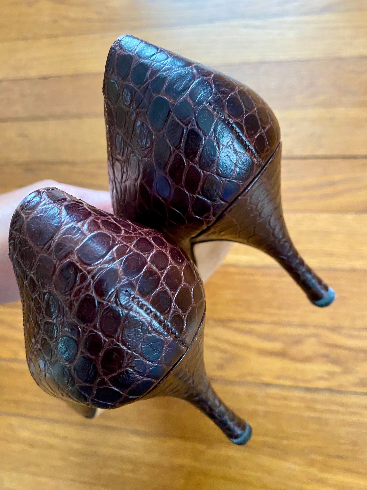 #193 - Banana Republic Leather croc brown heels, Women's Size 7