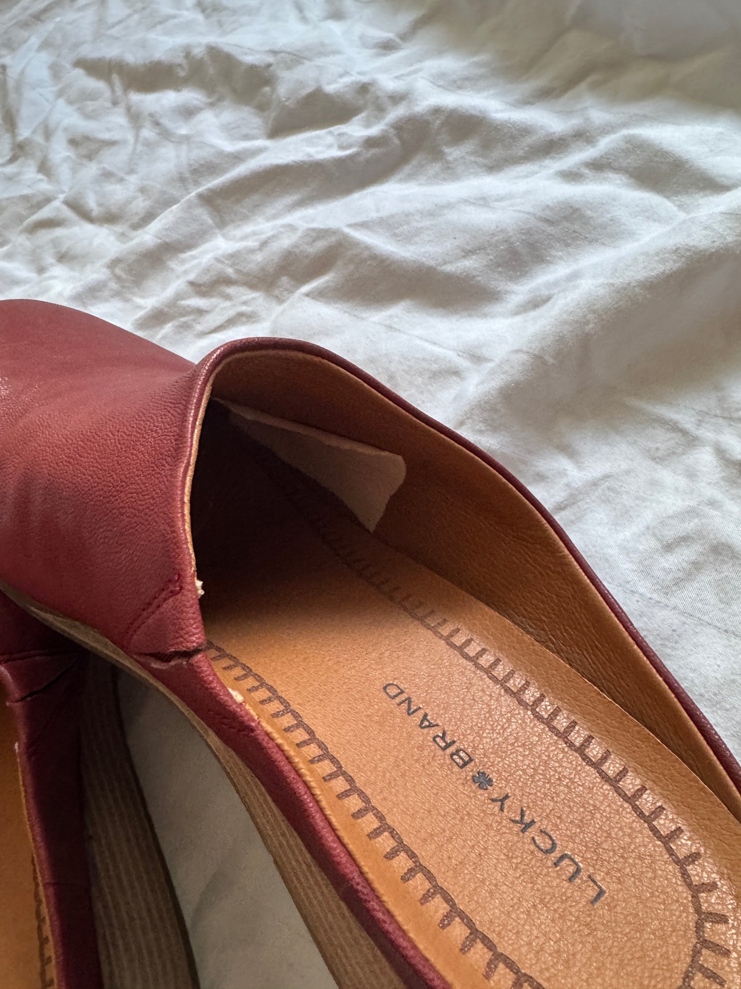Seller #22 - Lucky brand women’s wedge slides - size 9.5 - GUC