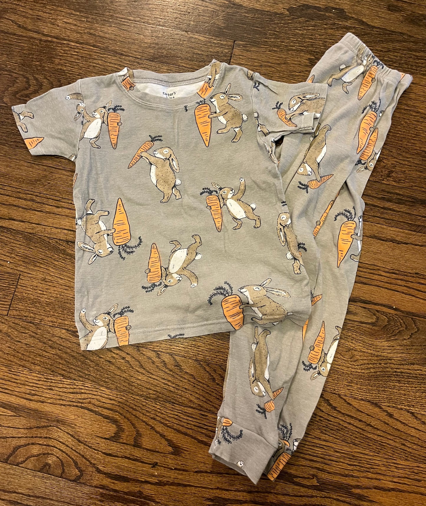 #7 Carter's Bunny Pajamas size 5