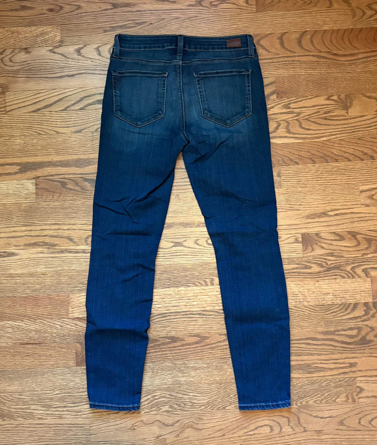 #74 Paige Denim Dark Wash Skinny Jeans - 28