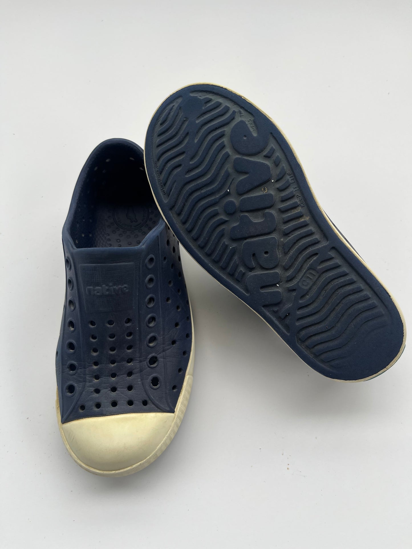 #7 Natives C11 Navy Reduced