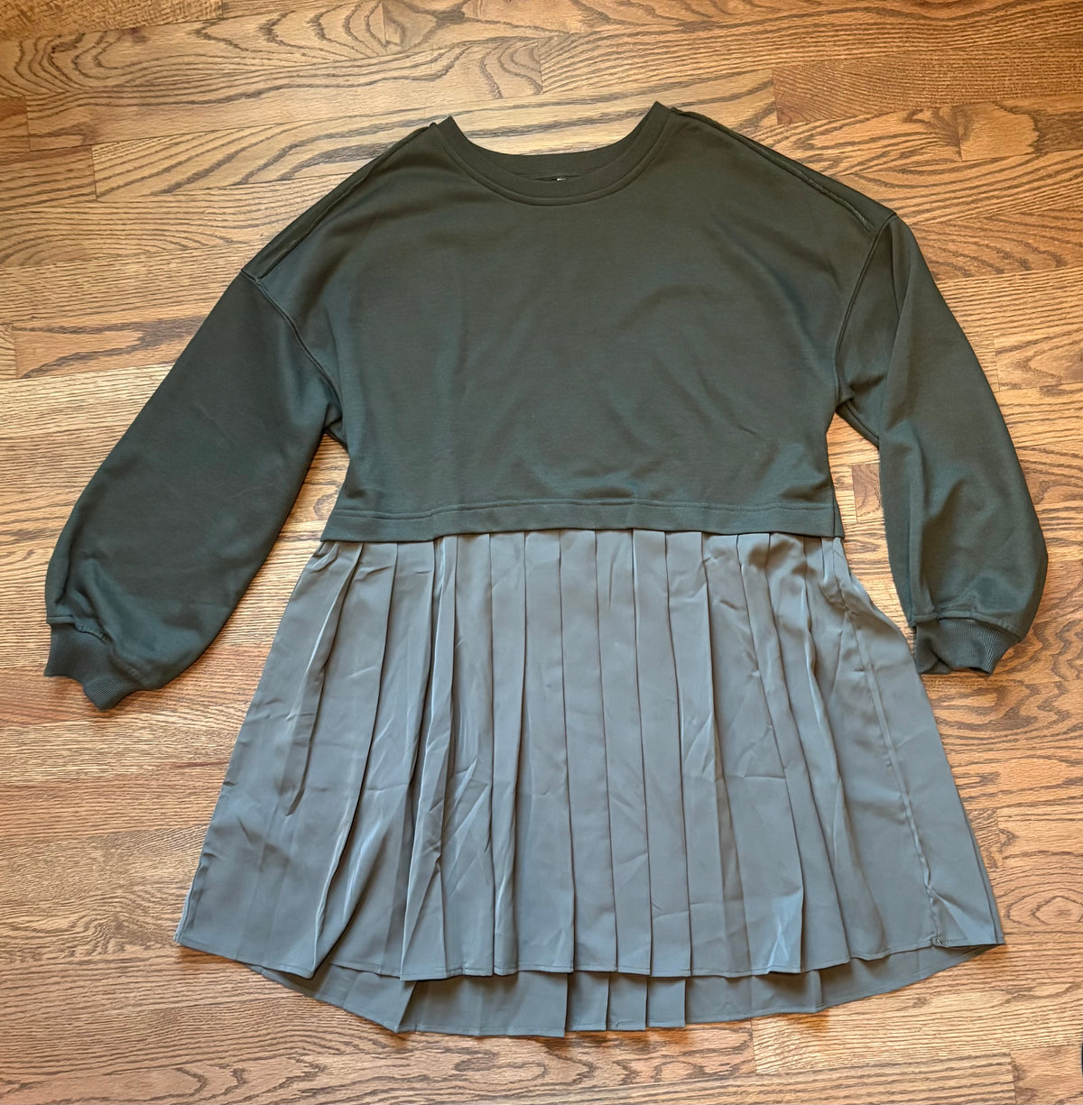 #74 Army green long-sleeve sweatshirt mini dress -M