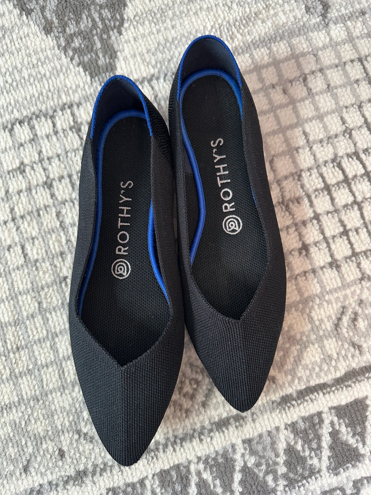 #162 Rothys Black Shoes Size 8