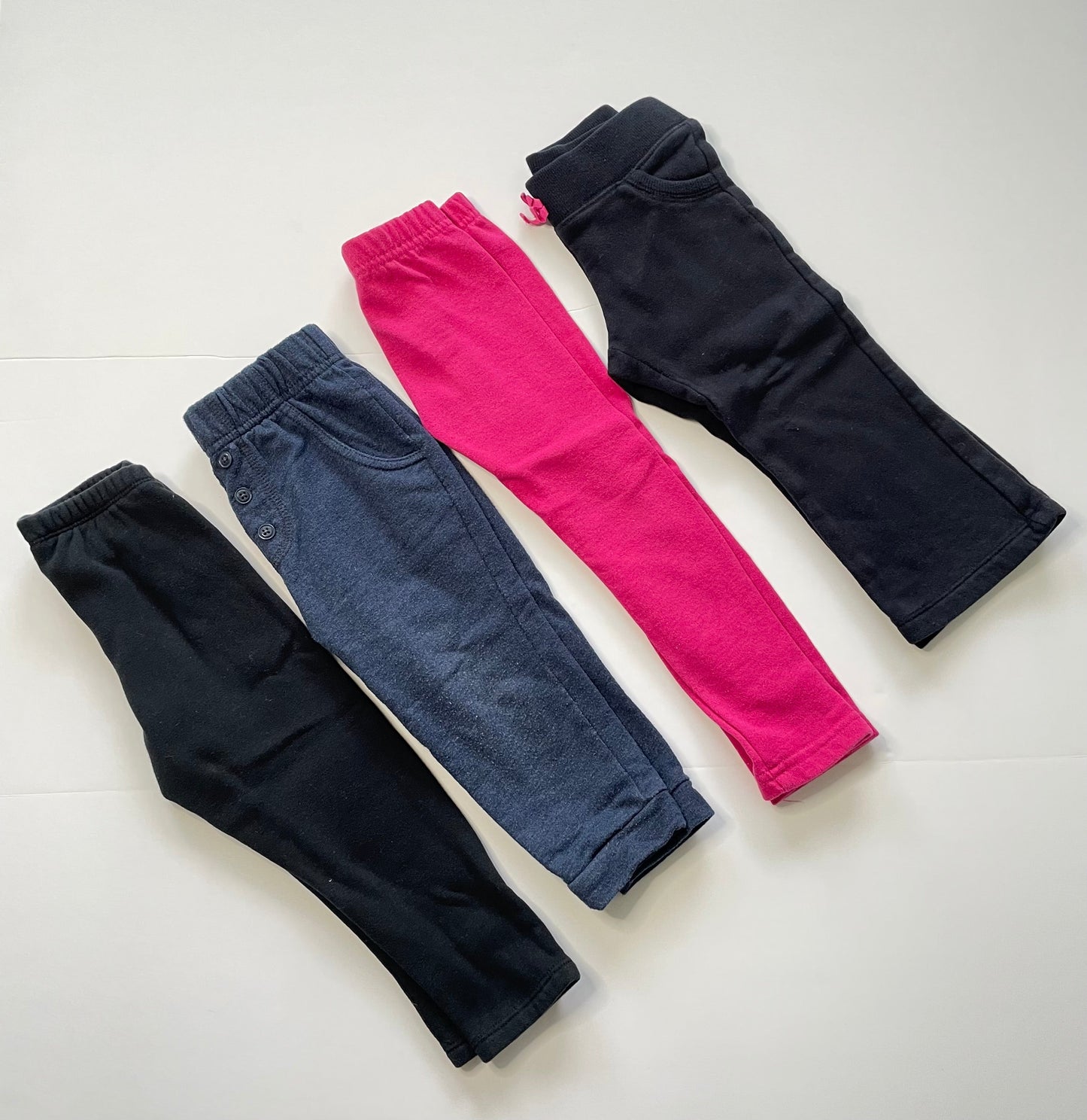 #121 Girls 2T set of 4 sweatpants, GUC