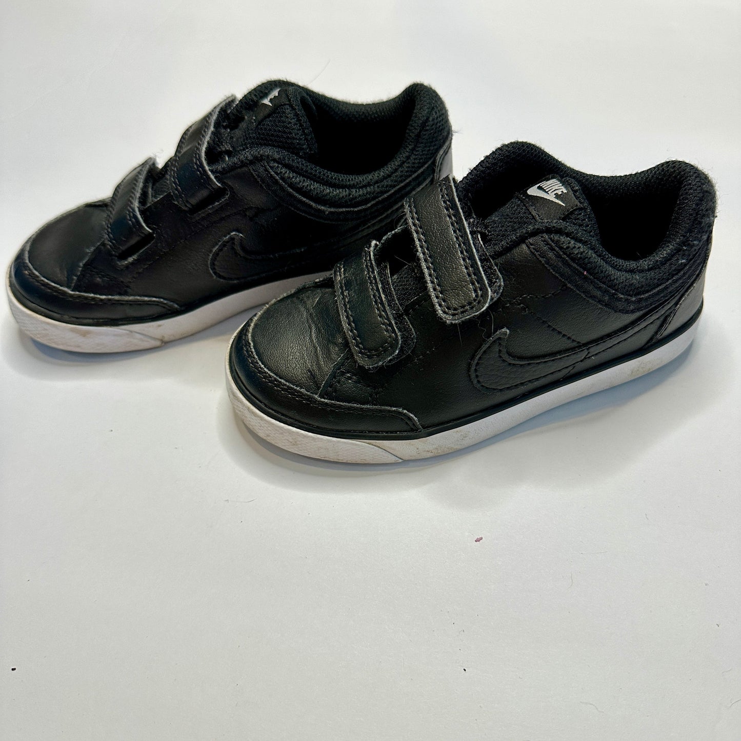 #162 Nike Black Sneakers 9