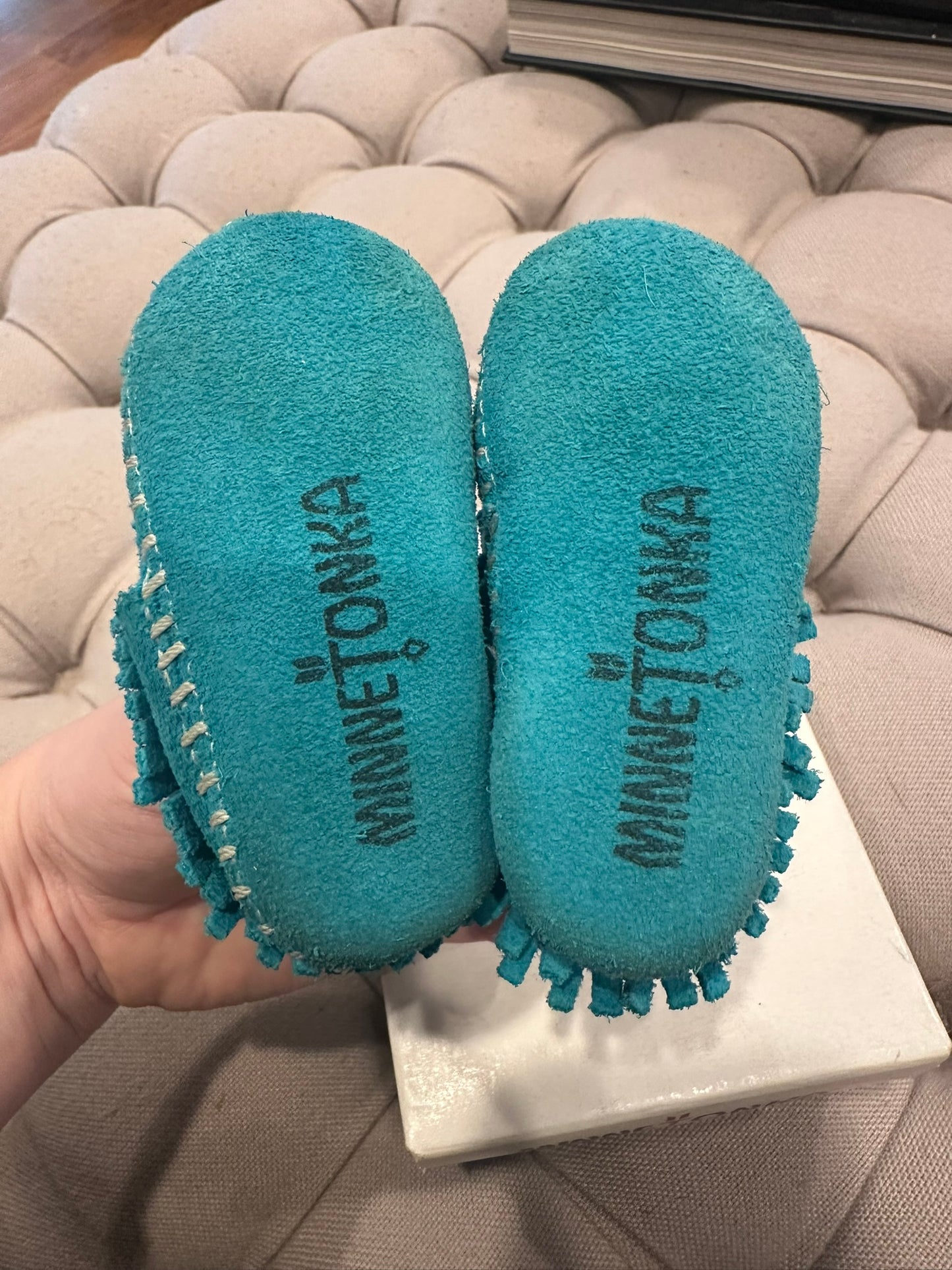 #85 Minnetonka Blue Suede Moccasins with box, Infant Girls Sz1