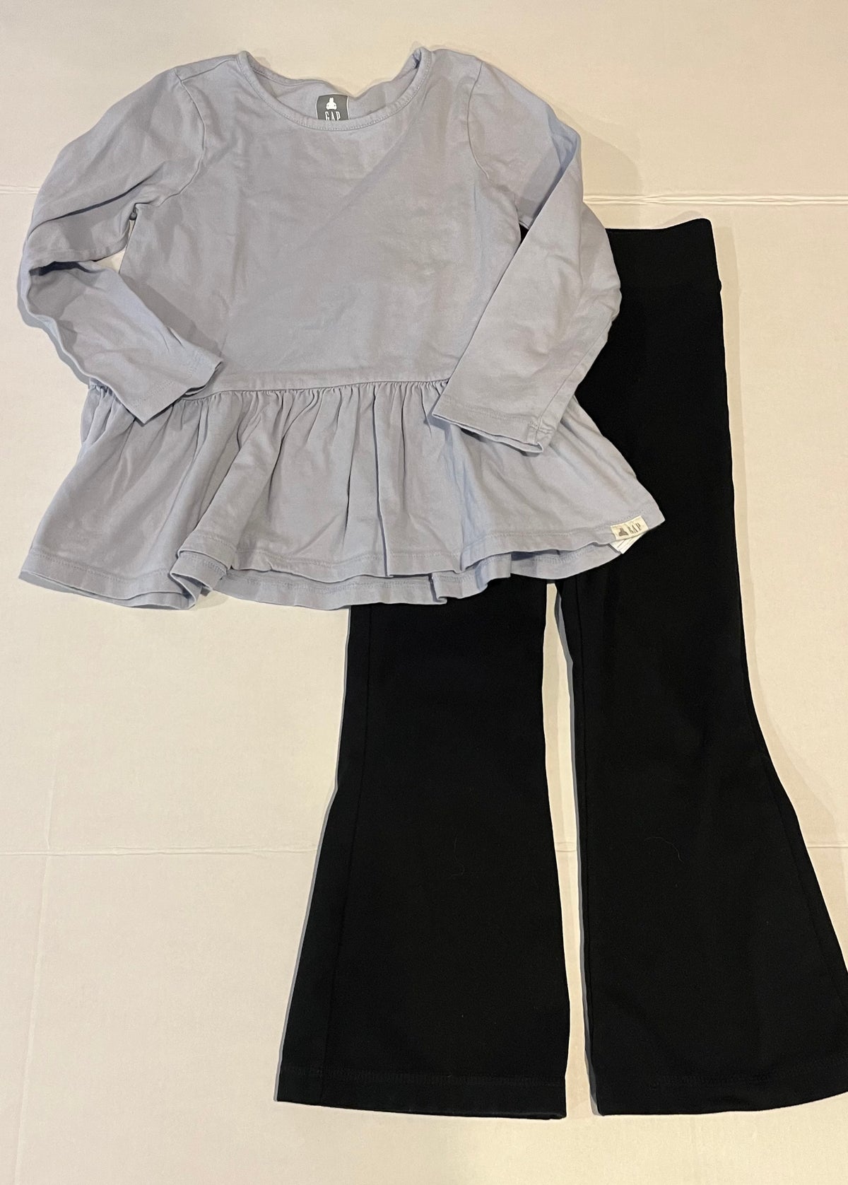 #70 Girls 5T Outfit Bundle