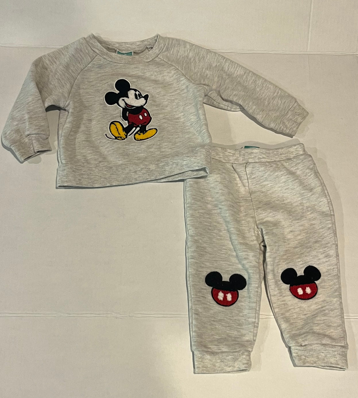#70 12m Disney Baby Sweatsuit