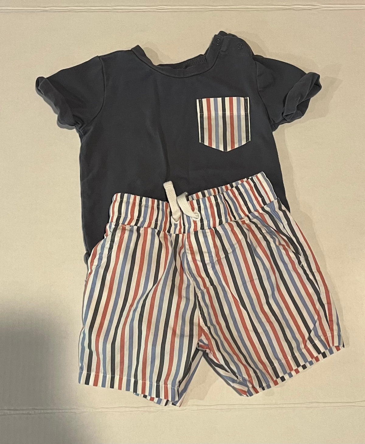 #70 Nordstrom 9m Short & Shirt Outfit