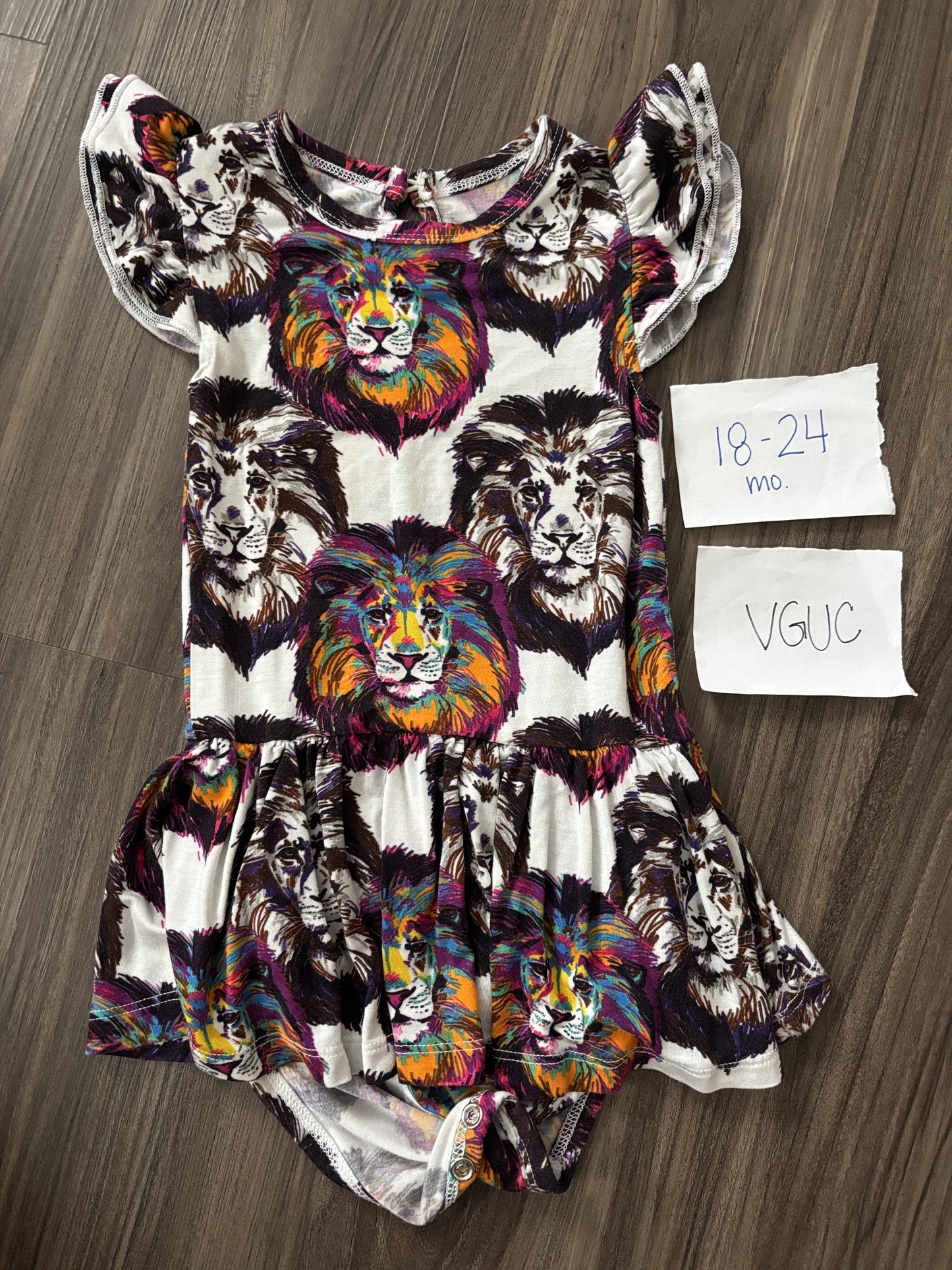 #77 - 18-24 Mo - VGUC Bums & Roses - I Ain't Lion Dress