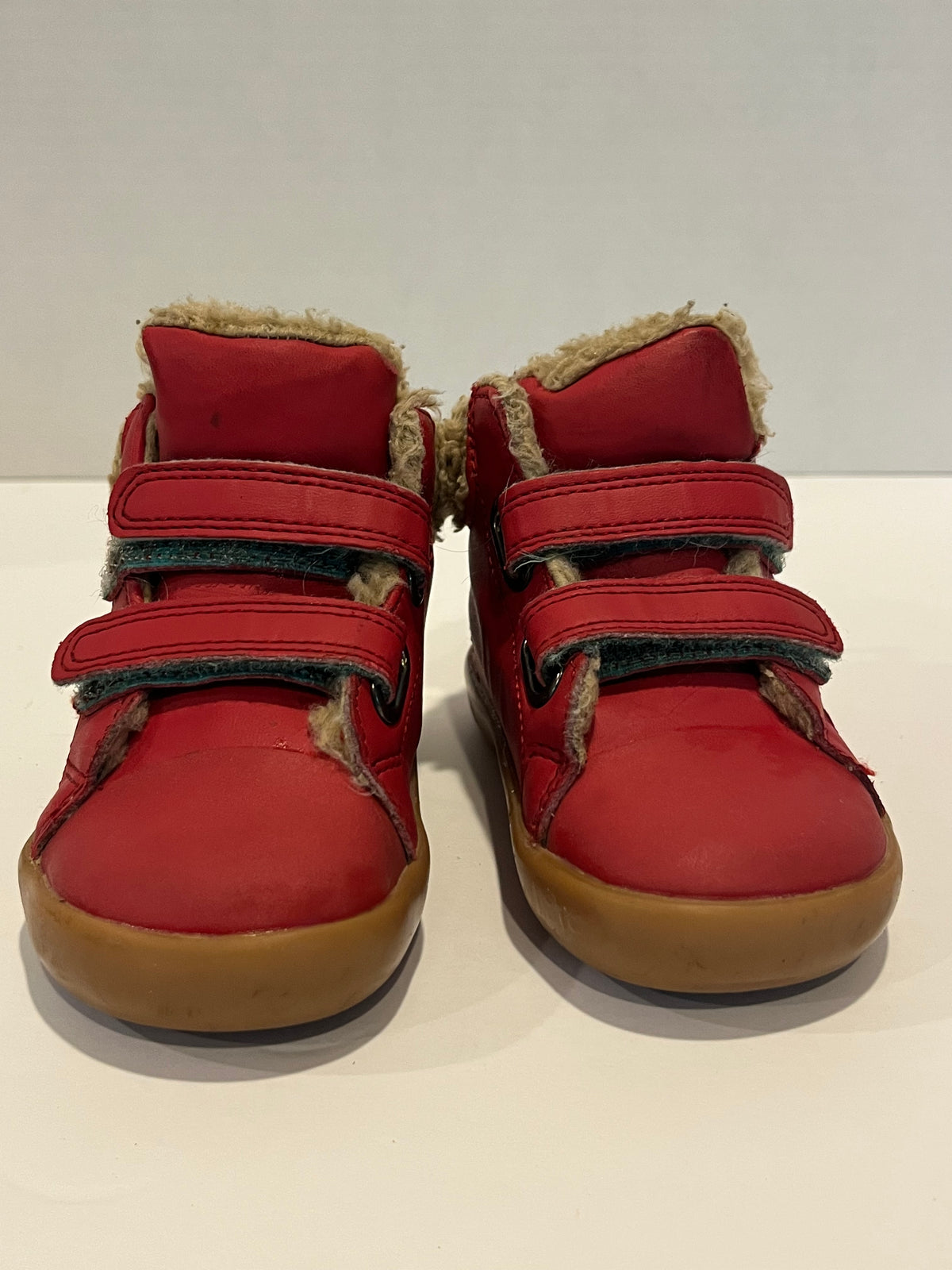 #70 Ten Little Size 6 Sherpa Boots - Great for Wide Feet