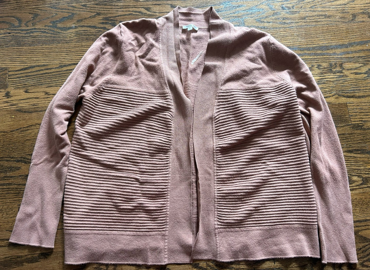 Seller 120, NWOT Women's XL Cardigan