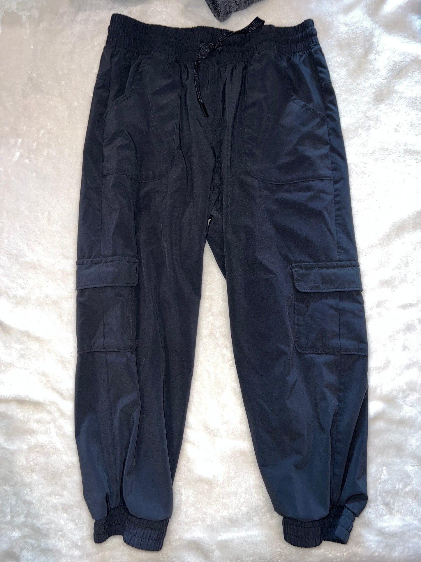 #46 Girls 10/12 All in Motion light weight jogger pants euc