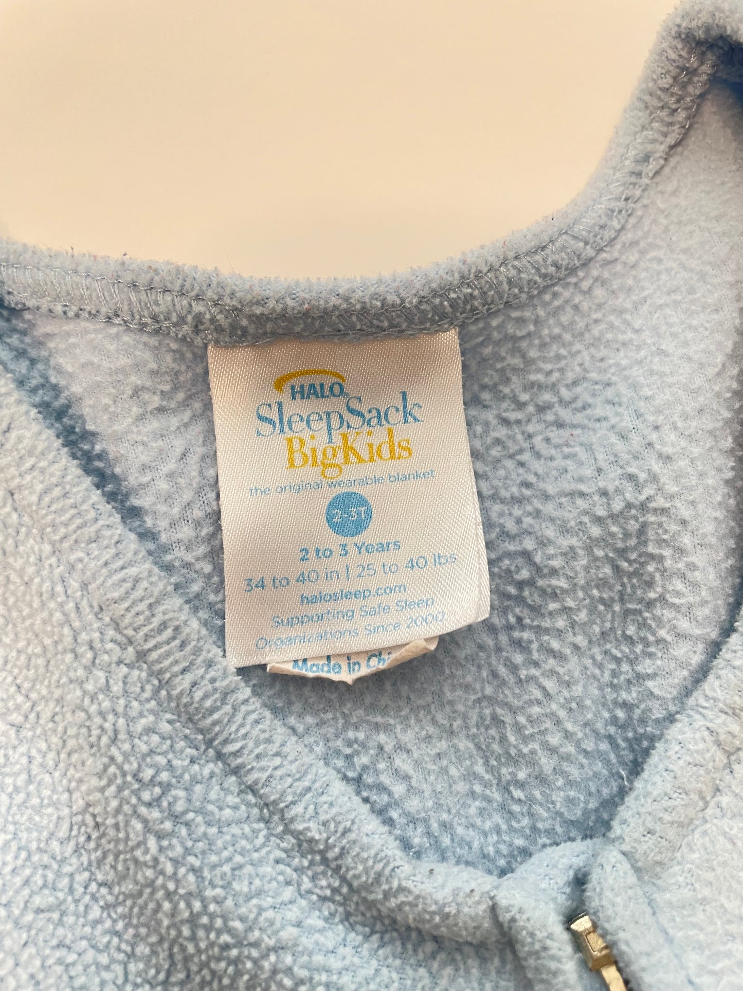 #121 Halo 2-3T/34-40"/25-30lbs fleece wearable sleep sack with footholds, GUC (1 of 2 available)