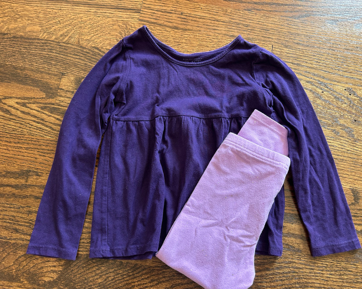 Seller 120, VGUC Girls Size 4T outfit