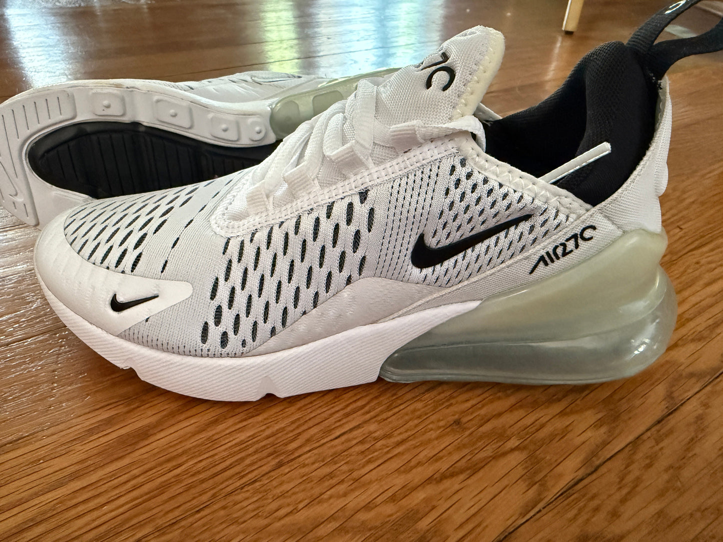 #41 | Reduced! |Women 6.5 | New! (No box) Nike Air Max 270 - retail $170