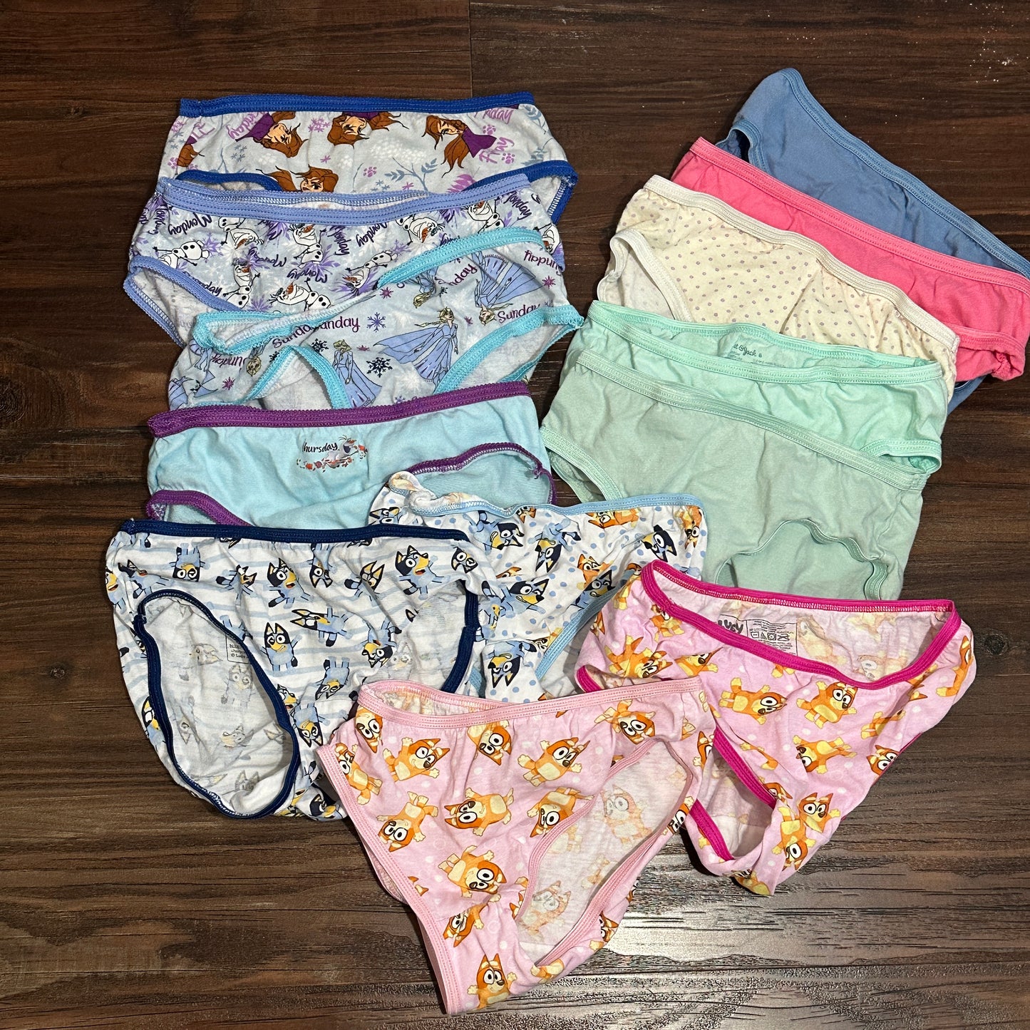 #162 Girls Underwear Bundle 4/5