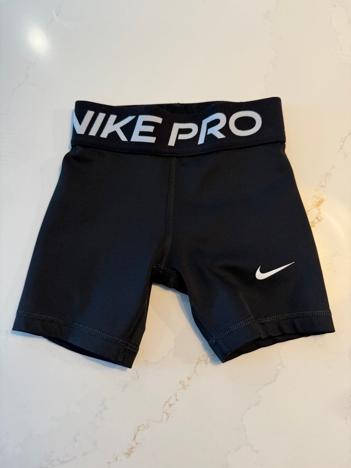 #133 girls XS Nike pro shorts