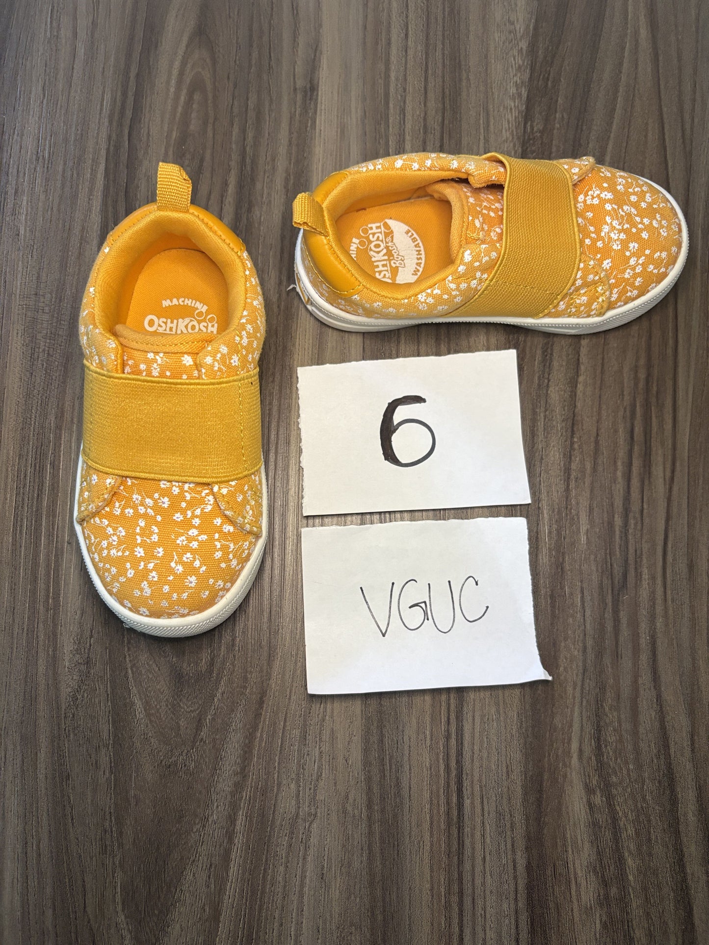 #138 - 6T Shoe VGUC Yellow Osh Kosh Slip Ons