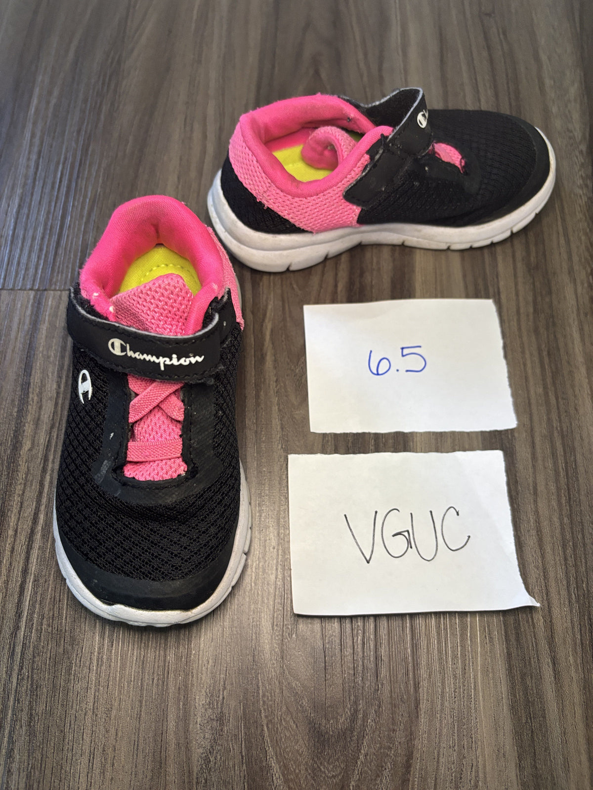 #138 - 6.5T Shoe Champion VGUC Black Gym Shoes
