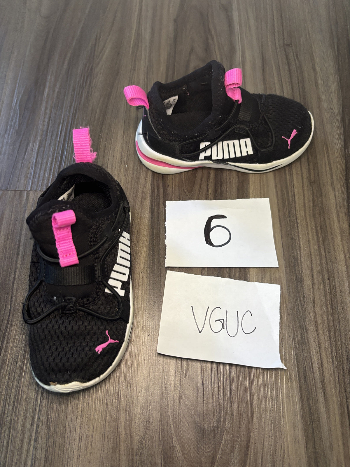 #138 - 6T Shoe VGUC Puma Black Gym Shoes