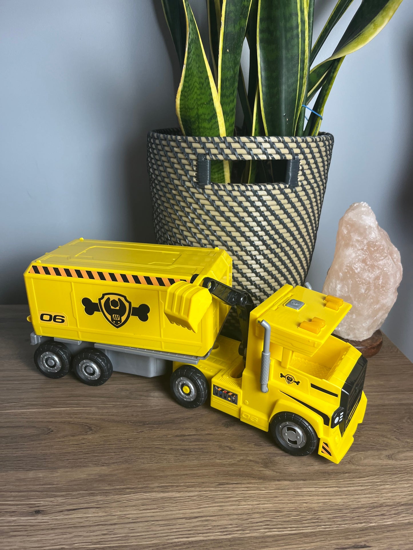 Seller#213 Paw Patrol Big Trucks Rubble Construction Vehicle EUC!