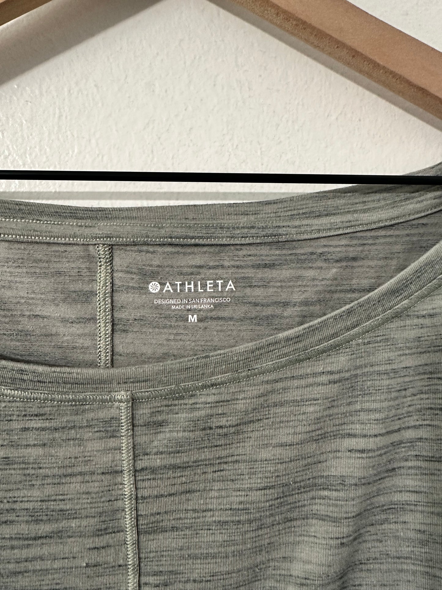 #111 Athleta Flow Essence Space Dye Heathered Green Dolman Wide Neck Top Medium