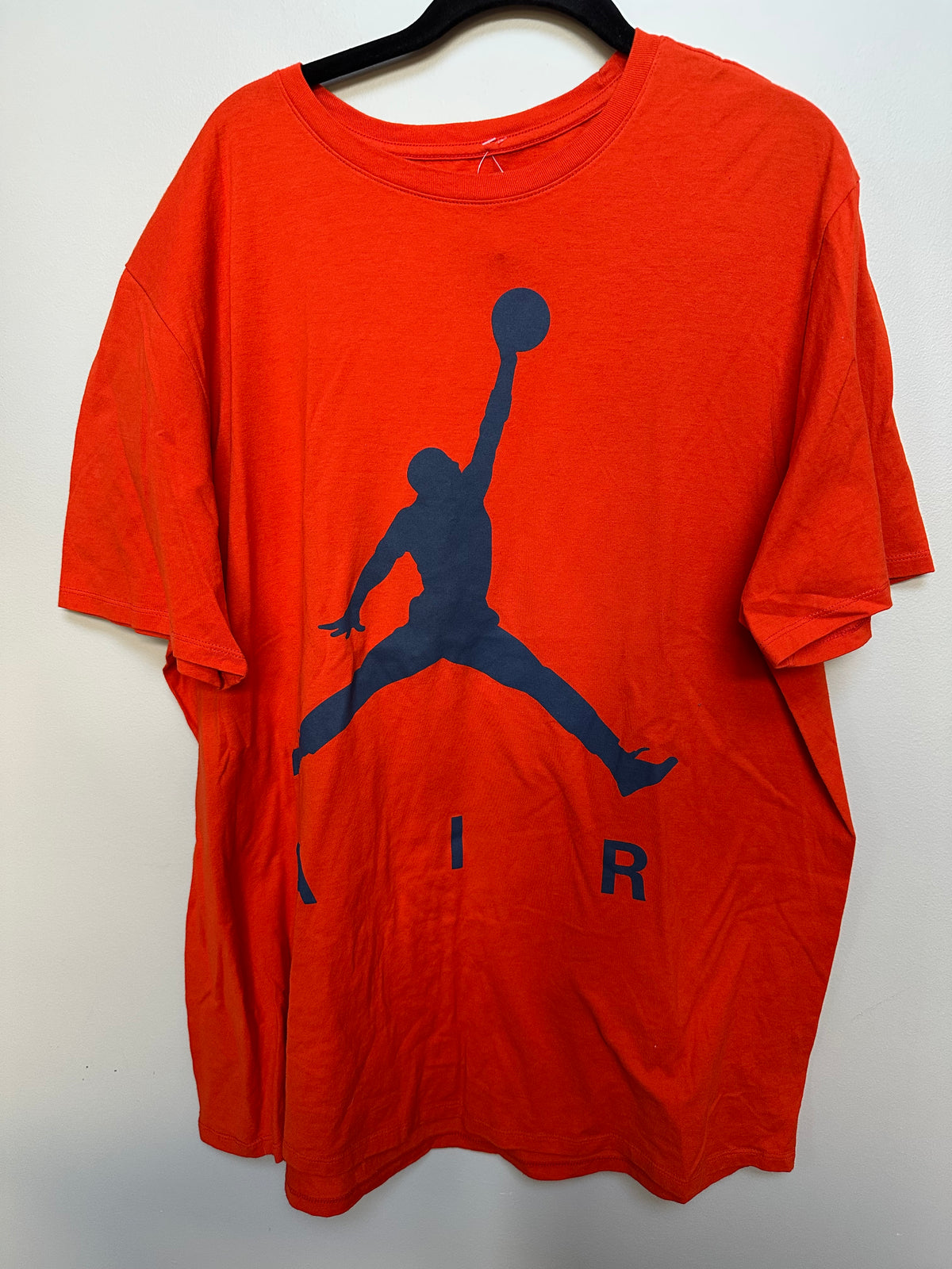 #130 Nike Men’s 2XL Jumpman Tshirt Orange